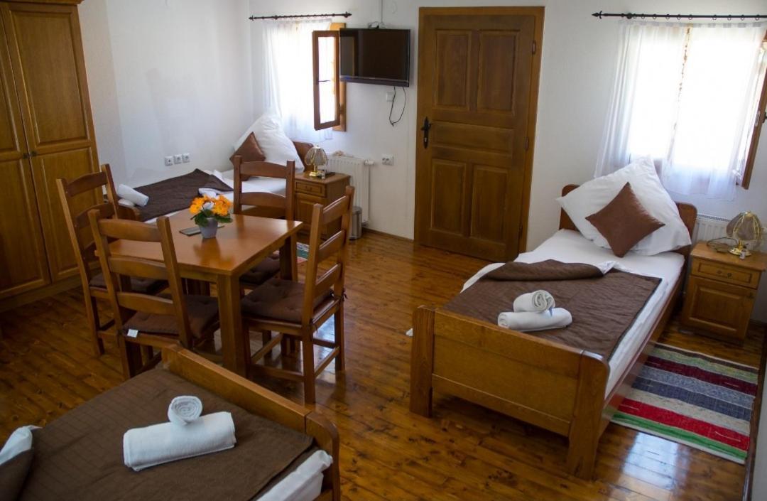 Kuca Za Odmor Poppke Apartment Fericanci Exterior foto